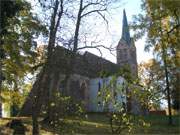 Ganz in der Nähe des Krumminer Hafens steht die interessante Dorfkirche dieser Usedomer Gemeinde.