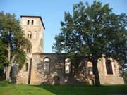 Kirchenruine Sankt Nikolai: Altstadt von Friedland in Mecklenburg.