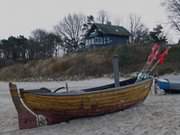 Fischerboot am Ostseestrand: Stubbenfelde auf Usedom.
