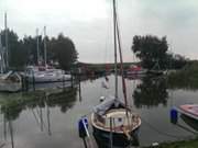 Loddiner Hafen am Achterwasser: Dunkle Wolken ber Usedom.