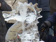 Ostseebad Zinnowitz auf Usedom: Seepferdchen aus Eis.