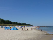 Weier Sandstrand: Seebad Zempin in der Inselmitte.