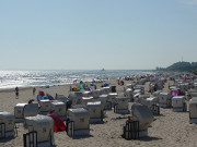 Blaues Meer, weier Sand, Strandkrbe: Urlaub auf Usedom.