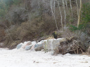 Fundstcke: Befestigung des Klifffues bei Klpinsee.