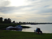 Am Nepperminer See: Ruheplatz in der Nachmittagssonne.