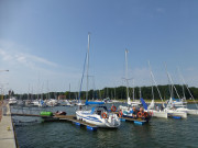 Segelboote im Yachthafen: Swinemnde auf Usedom.