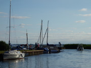 Ausfahrt in das Achterwasser: Mit dem Sportboot auf Usedom.