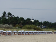 Verlassen: Strandkrbe auf dem Strand von Zinnowitz.