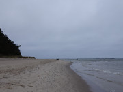 Bedeckt: Dezembertag am Usedomer Ostseestrand.