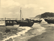 Anfang der 60er Jahre: Fischerboote am Strand von Klpinsee.