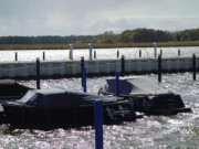 Kleine Sportboote: Im Achterwasserhafen des Ostseebades Zinnowitz.