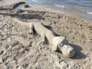 Kleinkunst am Usedomer Strand: Sandskulptur in ckeritz.