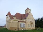 Rckseite: Schloss Stolpe im Usedomer Haffland.
