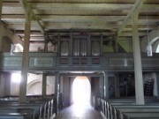 Dorfkirche von Liepe: Eingang und Orgelempore.