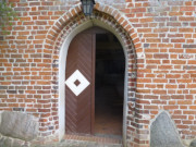 Sptromanik: Dorfkirche zu Morgenitz im Usedomer Hinterland.