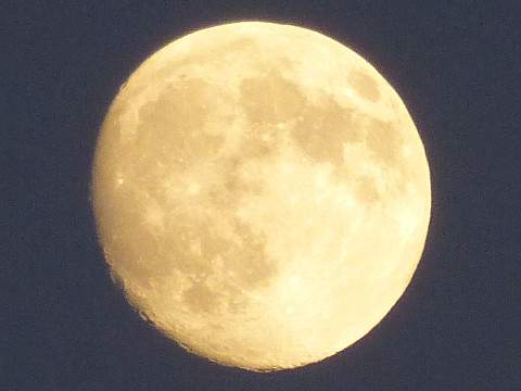 Nacht ber Usedom: Der Mond ist aufgegangen.