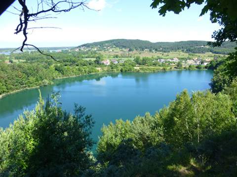 Hgelige Landschaft: Der Trkissee, Kalkofen und das Swinedelta auf Wollin.