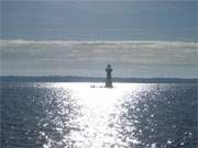 Seezeichen: Leuchtturm zwischen den Inseln Rgen, Ruden und Usedom im Greifswalder Bodden.