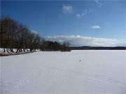 Usedomer Winterlandschaft: Der zugefrorene Klpinsee.