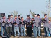 Ostseebad Koserow: Heringsfest an der Seebrcke des Usedomer Bernsteinbades.