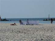 Sonnenbaden auf dem Koserower Ostseestrand: Himmelfahrtswochenende auf Usedom.