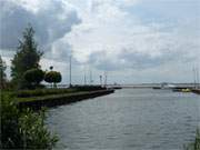 Wassersport auf Usedom: Der kleine Achterwasserhafen des Bernsteinbades ckeritz ist ein Zentrum hierfr.