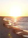 Die lngsten Tage: Sonnenuntergang ber der Ostsee bei Zinnowitz.