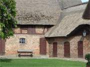 Authentisches Usedom: Das alte Fischerdorf Loddin am Achterwasser.