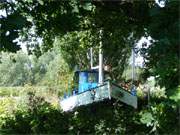 Fischerboot im Wald: Das Gedenkatelier "Otto Niemeyer-Holstein" in Ltten Ort auf Usedom.