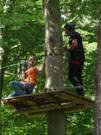 Kletterwald Usedom: Vorbereitung fr die nchste Etappe des Parcours.