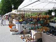 Tpfermarkt am Klpinsee im Bernsteinbad Loddin auf der Insel Usedom.