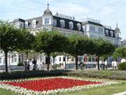 Strandpromenade des Kaiserbades Ahlbeck: Das Fnf-Sterne-Hotel "Ahlbecker Hof".