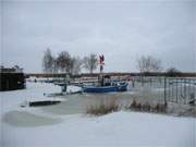 Planiert: Die nchtlichen Schneeverwehungen haben den Hafen "angeglichen".