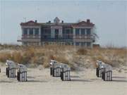 Bereit fr's Sonnenbaden auf Usedom: Strandkrbe am Strand des Kaiserbades Ahlbeck