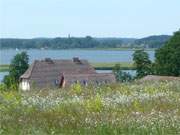 Idyllische Halbinsel Gnitz: Blick ber die Krumminer Wiek von Neuendorf.