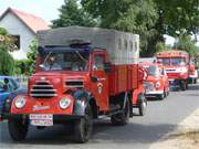 125 Jahre Freiwillige Feuerwehr Loddin: Festumzug durch die Strandstraße.