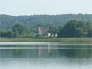 Romantische Lage: Blick ber den Kleinen Krebssee im Hinterland der Usedomer Kaiserbder.