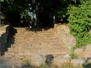 In der Nhe der Feininger-Kirche von Benz fhrt diese Treppe zum Kindergarten.