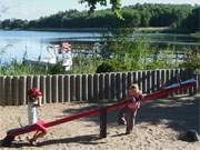 Kinderspiel: Spielplatz am Klpinsee im Usedomer Bernsteinbad Loddin.