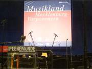 Humanismus auf kiegerischem Boden: Abschlusskonzert des Usedomer Musikfestivals im Kraftwerk Peenemnde.