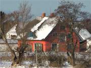 Weites, winterliches Wiesenland: Bernsteinbad Zempin auf der Insel Usedom.