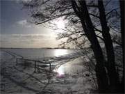 An der Melle: Neujahrsspaziergang durch eine glitzernde Usedomer Schneelandschaft.