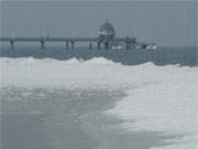 Seebrcke und Tauchgondel: Ostseebad Zinnowitz auf Usedom.