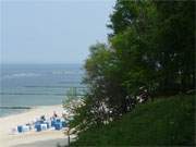 Blick von der Strandpromenade: Der Strand des Ostseebades Koserow auf der Insel Usedom.