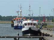 Auch die Wasserpolizei nutzt den Hafen des Ostseebades Karlshagen am Peenestrom.