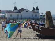 Der breiteste Sandstrand der Insel Usedom: Ostseebad Ahlbeck im Sdosten.