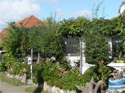 Phantasievoll gestaltete Gaststtten locken in Krummin im Hinterland von Usedom.