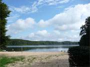 In der Nhe von Korswandt im Hinterland der Insel Usedom: Auch der Wolgastsee hat einen Sandstrand.