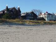 Villen an der Strandpromenade: November am Ostseestrand des Kaiserbades Heringsdorf.