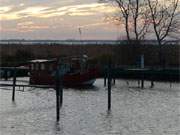 Authentisches Usedom: Der kleine Achterwasserhafen des Seebades Loddin.